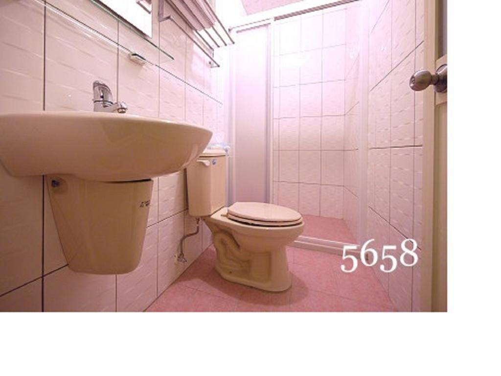 Hua Qiao De Jia Apartment Donggang Exterior photo